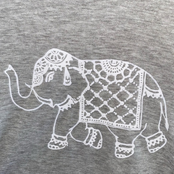 Elephant crop top - Picture 2 of 3